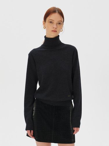 Turtleneck Superfine Merino Wool Sweater - KUME - Modalova