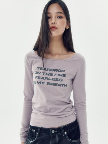 LETTERING SLIM L/S TEE [LIGHT PURPLE] - runningHIGH - Modalova