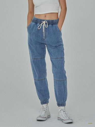 SOFT DENIM JOGGER PANTS INDIGO - RYUL + WAI: - Modalova