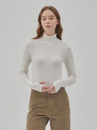 WARMER HIGH NECK TOP - RYUL + WAI: - Modalova