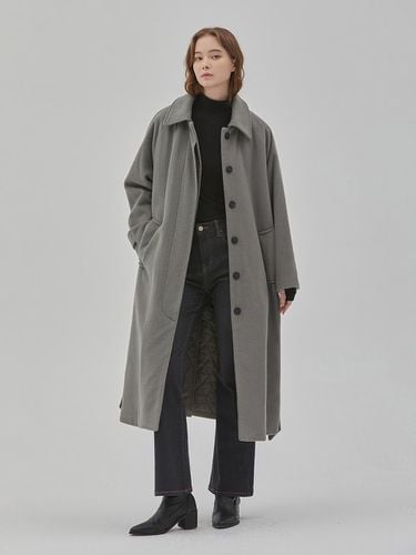 WOOL OVER FIT QUILTING LONG COAT KHAKI - RYUL + WAI: - Modalova