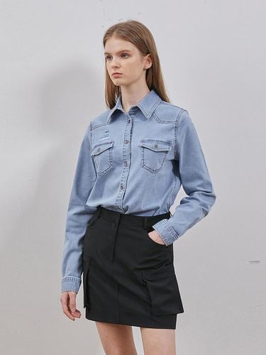 DENIM DESTROYED BASIC WESTERN SHIRT L BLUE - RYUL + WAI: - Modalova