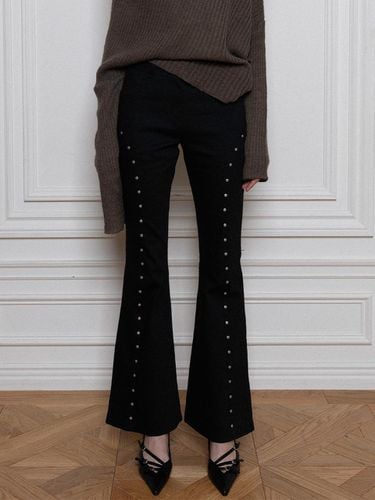 LINE STUD BOOT CUT PANTS, BLACK - Porta - Modalova