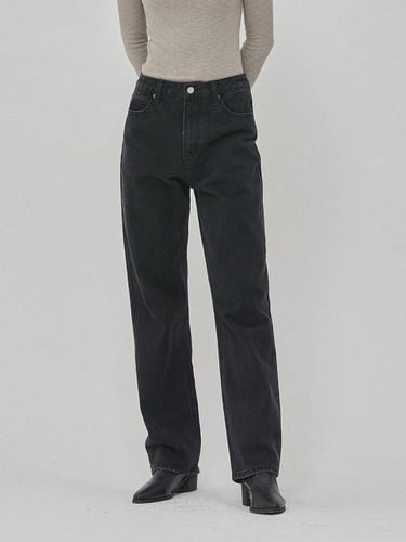 DENIM LONG STRAIGHT PANTS WASHING - RYUL + WAI: - Modalova