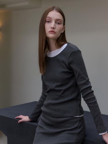 DOUBLE TONE LAYERED T-SHIRTS_GREY - HEO - Modalova