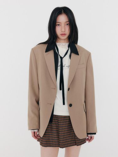 Over Sized Classic Blazer _ Warm Beige - zeezeezee - Modalova