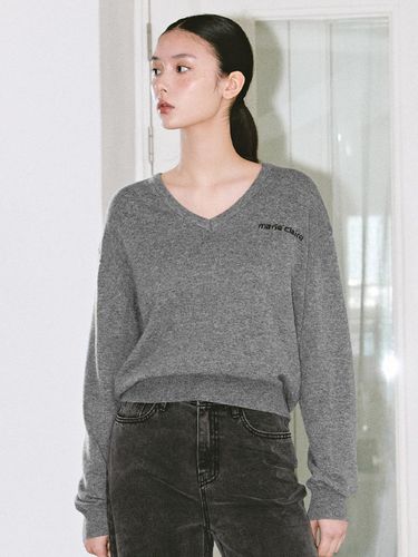 Logo embroidered wool V-neck knitwear (MOECKN09MCH - marieclaire - Modalova