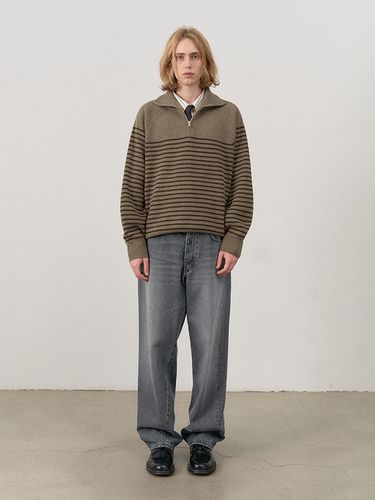 UNISEX STRIPED HALF ZIP-UP SWEATER / BROWN - Dunst for MEN - Modalova