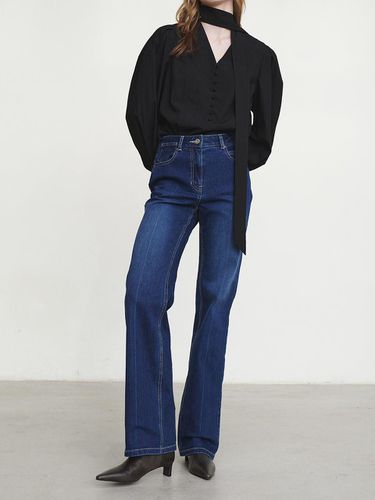 Slim Boot-cut Denim Pants SJ4AL839-22 - LOEUVRE - Modalova