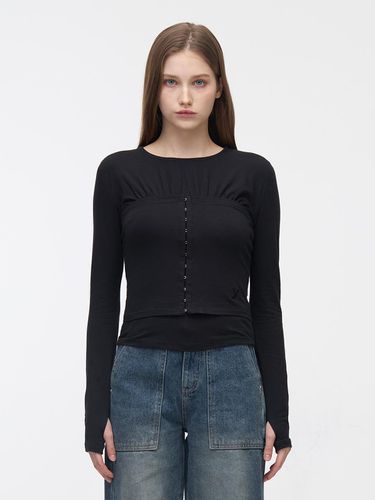 HOOK CLOSING TUBE TOP LONG SLEEVE T-SHIRT - BLACK - YUSE - Modalova