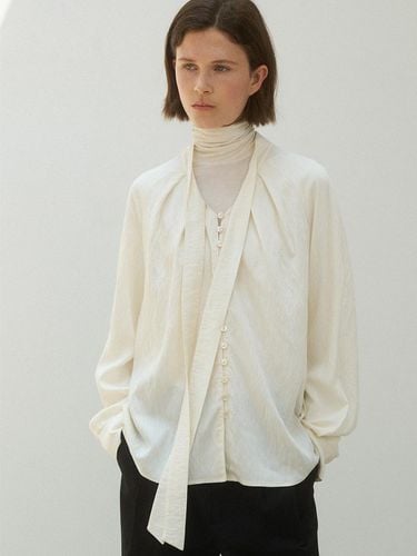 LILIE TIE V-NECK BLOUSE(BL-4261) - Atelier Nain - Modalova