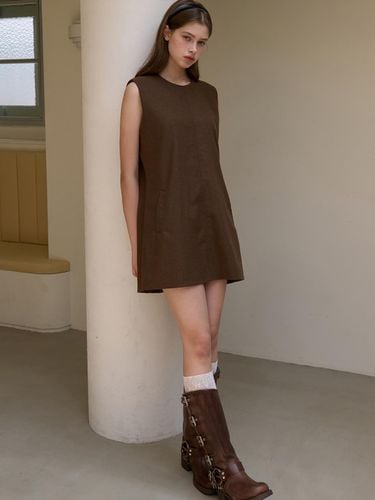 Autumn Sleeveless Dress Brown AD333 - EIGHT DAYS A WEEK - Modalova