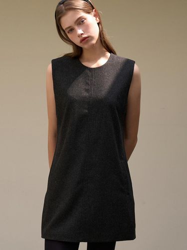 Autumn Sleeve Dress Charcoal AD334 - EIGHT DAYS A WEEK - Modalova