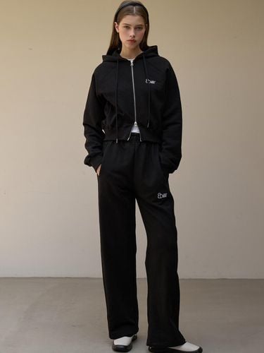 Hooded Zip-Up + Wide Sweat Pants AD346 - EIGHT DAYS A WEEK - Modalova