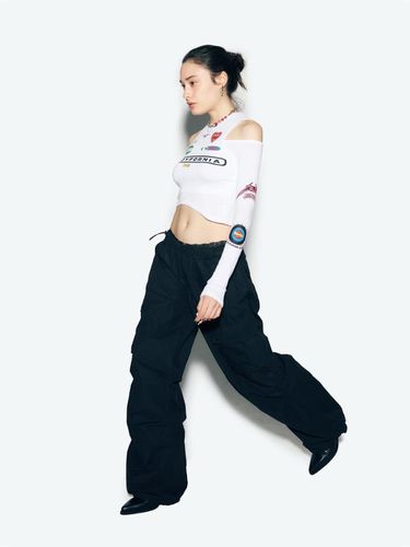 PARACHUTE CARGO PANTS BLACK - asif_CALIE - Modalova