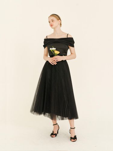 Accordian Pleats Tulle Skirt / (2color) - LE ROMAN - Modalova