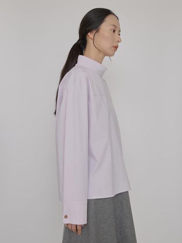 Atelier mockneck shirt lilac - manuelle et guillaume - Modalova