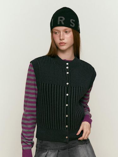 Cap sleeve knitwear vest [black] - KIRSH - Modalova