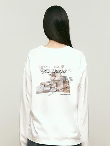 Book Club Graphic Long Sleeve [] - KIRSH - Modalova