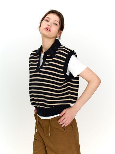 AR_Stand collar knit vest_4color - Aei&Rei - Modalova