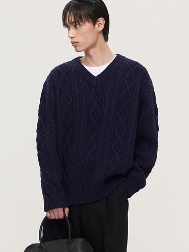 Oversized-fit Cable V-neck Wool Knitwear - TNGT - Modalova