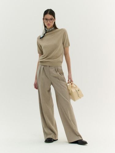 DOUBLE PLEATED WIDE WOOL PANTS (greige) - MOAT - Modalova