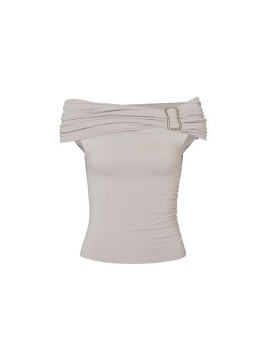 MERRY BUCKLE TOP beige - PAIN OR PLEASURE - Modalova