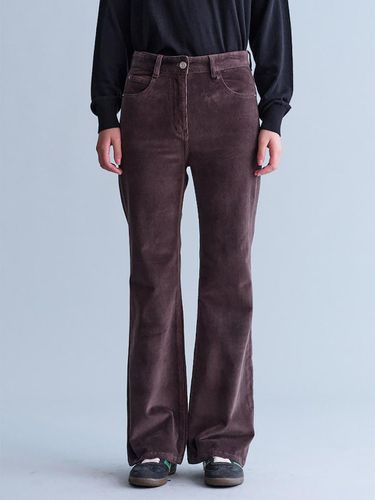 Corduroy Slim Bootcut Pants - Brown - kuho plus - Modalova