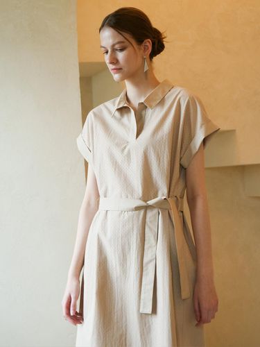 Punching Detail Collar Neck Dress _ Beige - ACUD - Modalova