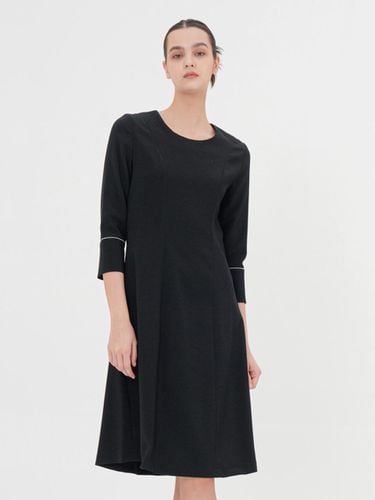 Chain Detail Slim Dress _Black - ACUD - Modalova