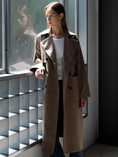 Modern slit double long belt trench coat - L’oiE - Modalova