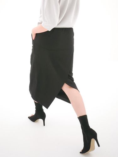 Banding Back Slit Skirt _Black - ACUD - Modalova