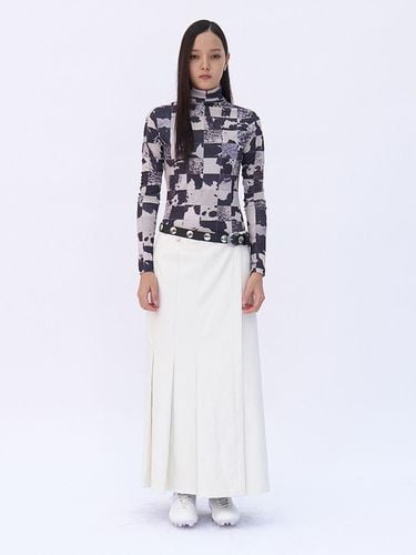 Unbalance Pleats Skirt (White) - YUNSE - Modalova