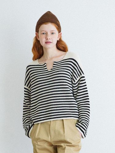 Vegan Cotton 100 Boat neck line Stripe Knit Top - snug.U - Modalova