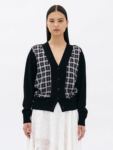 Hatch Check Cardigan (Black) - YUNSE - Modalova