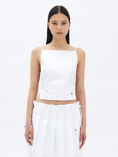 Hatch String Tank Top (White) - YUNSE - Modalova