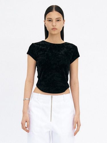 Summer Velvet Top (Black) - YUNSE - Modalova