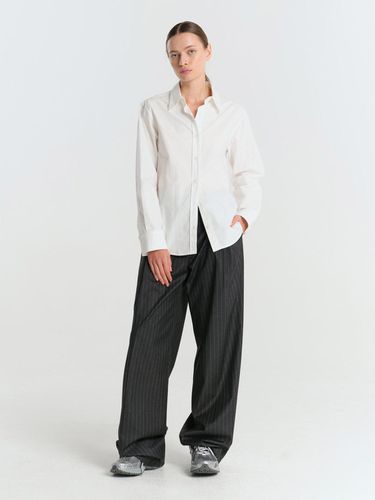 Standard High-Neck Shirt-White - MAGJAY - Modalova