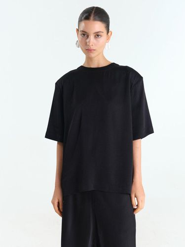 Satin Basic Blouse-Black - MAGJAY - Modalova