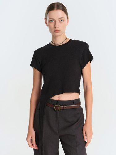 Strap Detail Cropped T-Shirt-Black - MAGJAY - Modalova