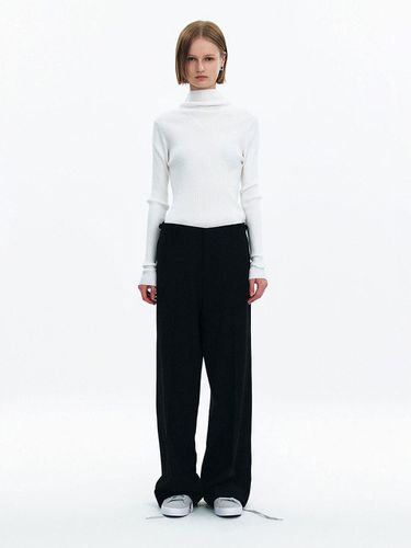 Wide Wool Pants (Black) - YUNSE - Modalova