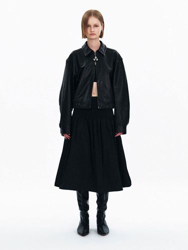 Smock Volume Skirt (Black) - YUNSE - Modalova