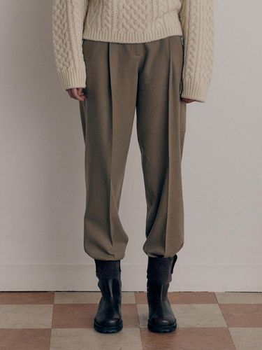 Patch Pocket Wool Pants - Verso - Modalova