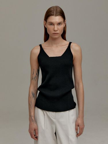 COTTON SLIM STRAP SEAMLESS RIB KNIT TOP - Carriere - Modalova