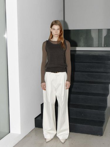 COTTON ONE TUCK PANTS - Carriere - Modalova