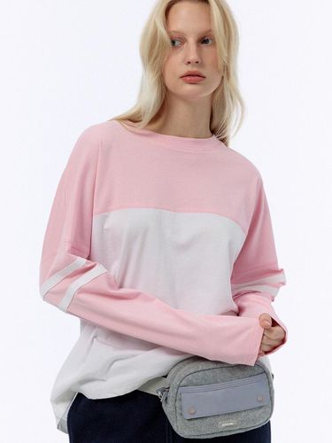 Color Block T - Shirt (Pink) - CLOVE - Modalova