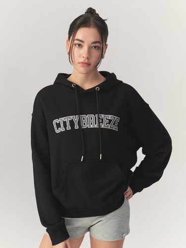 Essential Big Logo Hoodie - Black - CITYBREEZE - Modalova