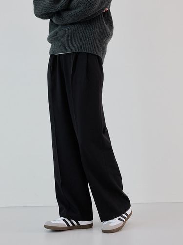 Simple Slacks (black) - knowing - Modalova