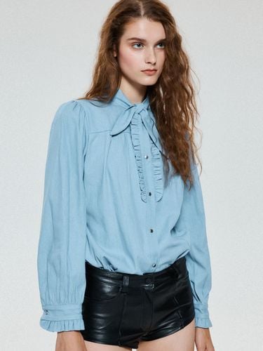 Denim Bow-Tie Ruffled-Placket Blouse (WOMAN) - UNTAGE - Modalova