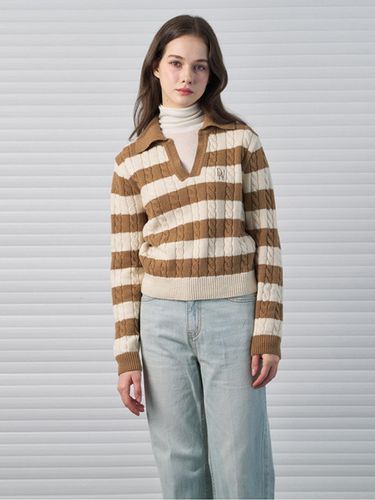 Bold Stripe Collar Knitwear Brown_K244KSK223 - DEKAVV - Modalova